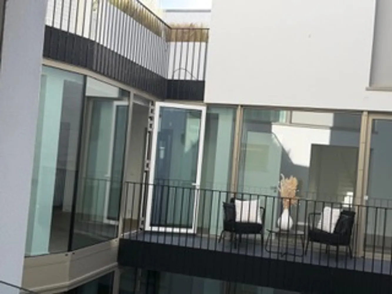 2 Zimmer Wohnung mit 103 m² in Karlsruhe – Bild 11
