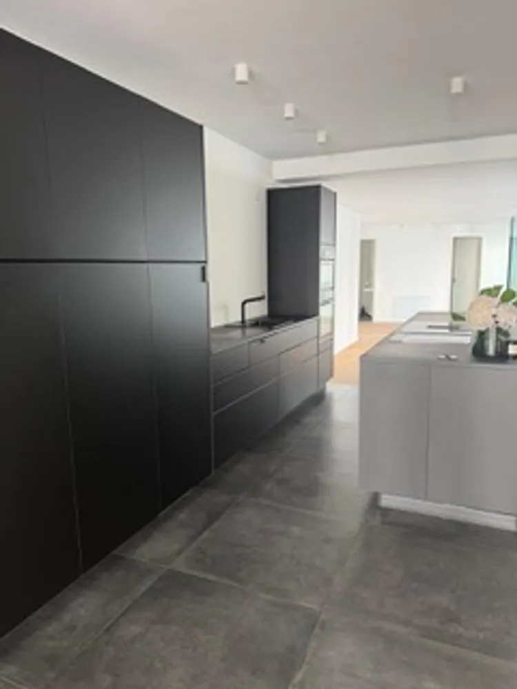 2 Zimmer Wohnung mit 103 m² in Karlsruhe – Bild 4