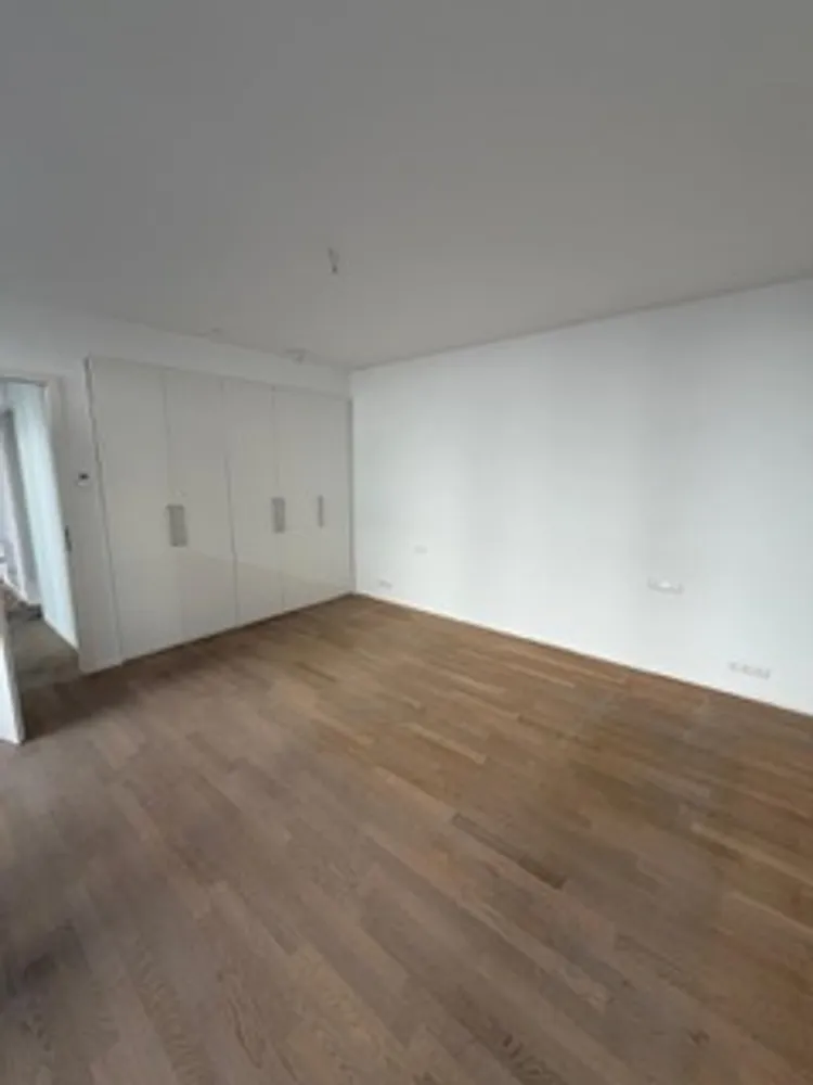 2 Zimmer Wohnung mit 103 m² in Karlsruhe – Bild 5