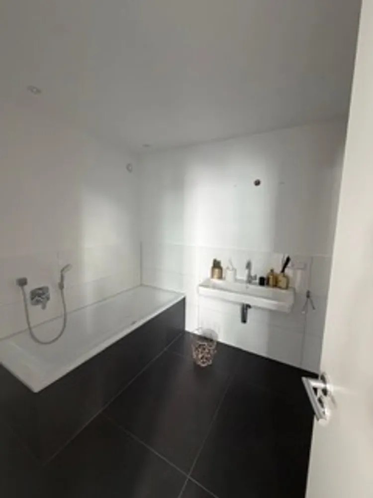 2 Zimmer Wohnung mit 103 m² in Karlsruhe – Bild 9