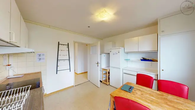 4 Zimmer Wohnung mit 106 m² in Karlsruhe – Bild 2