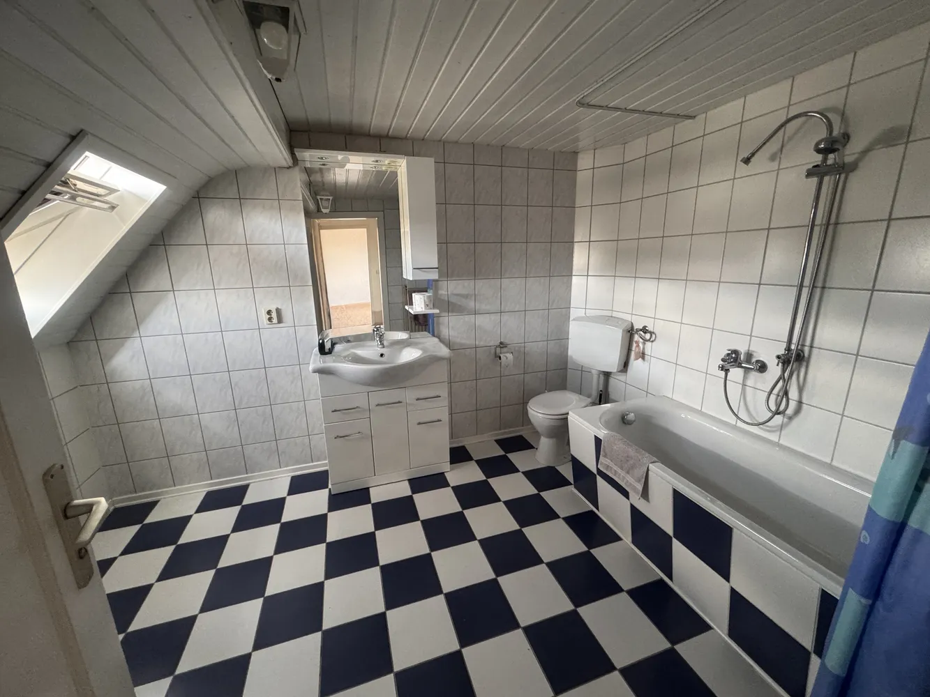 2 Zimmer Wohnung mit 70 m² in Worms – Bild 6