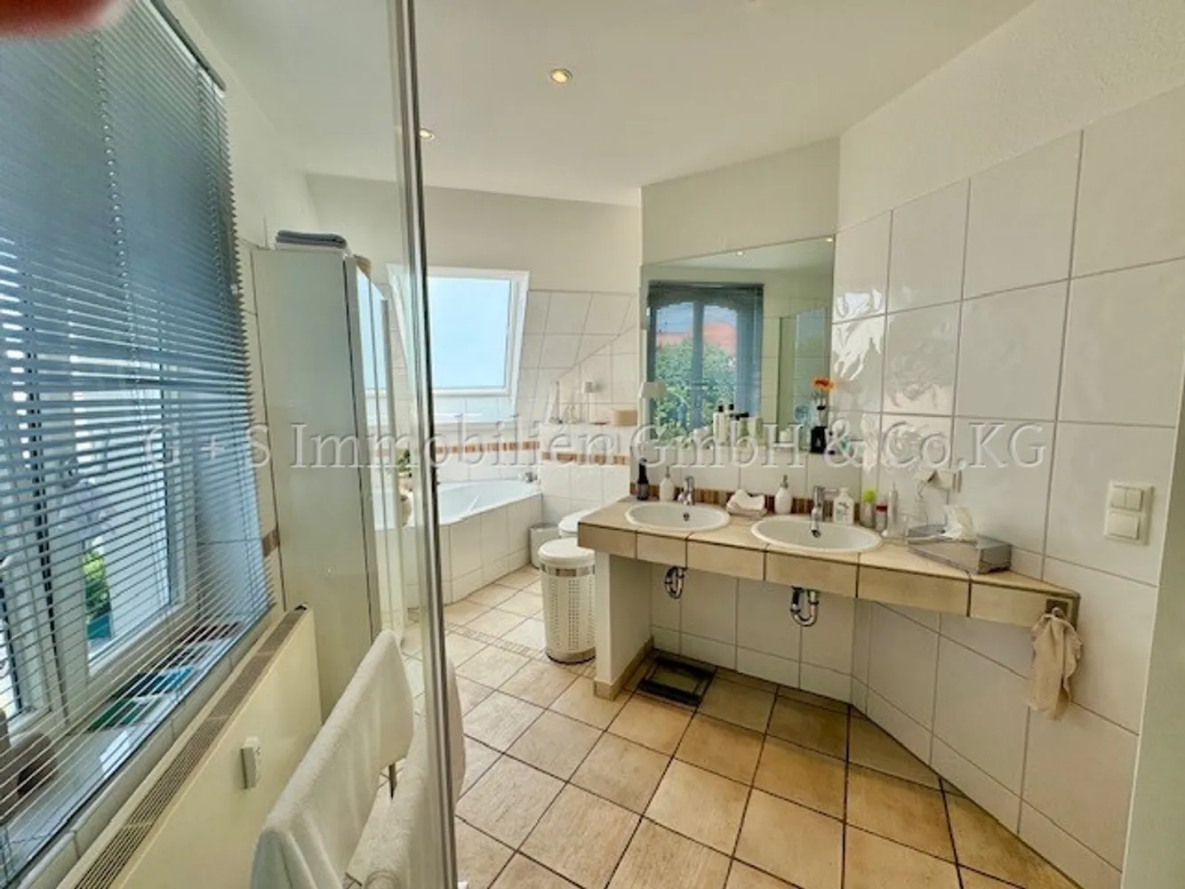 5 Zimmer Wohnung mit 182 m² in Braunschweig – Bild 11