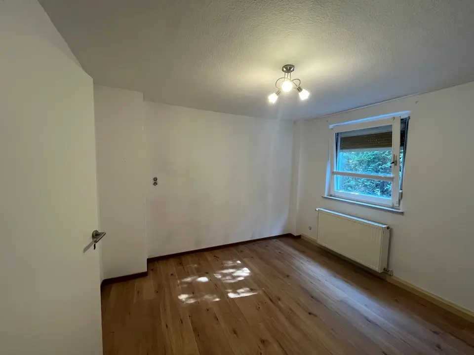 4 Zimmer Haus mit 120 m² in Offenbach – Bild 1