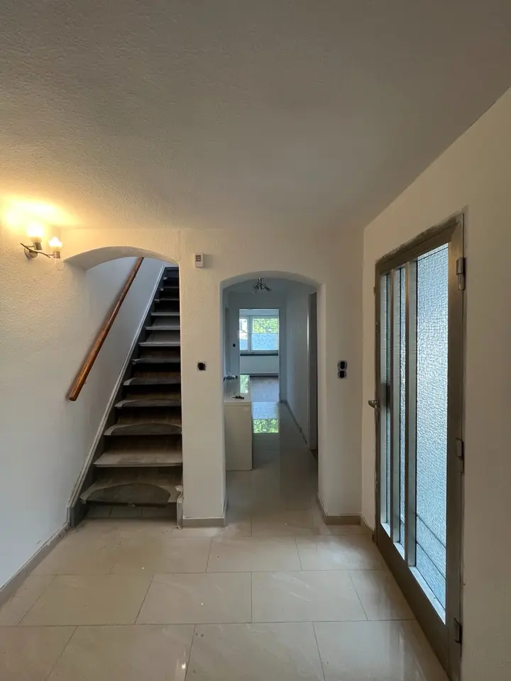4 Zimmer Haus mit 120 m² in Offenbach – Bild 4
