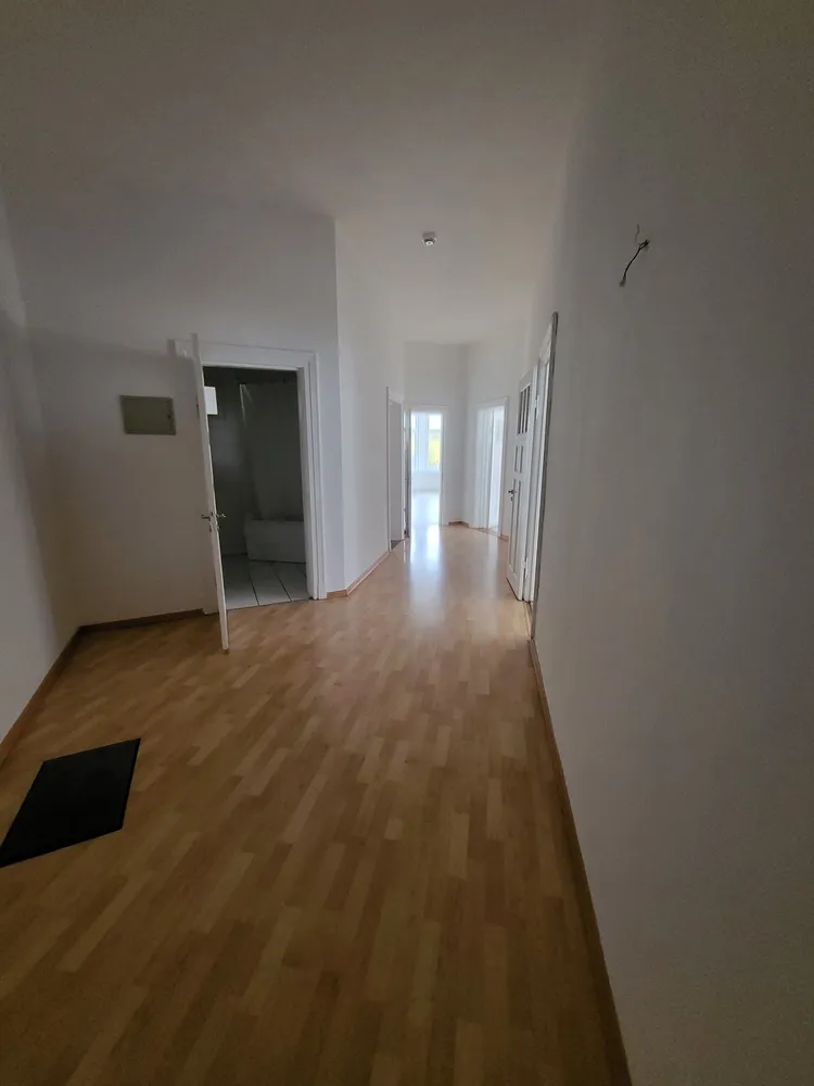 4 Zimmer Wohnung mit 145 m² in Flensburg – Bild 2