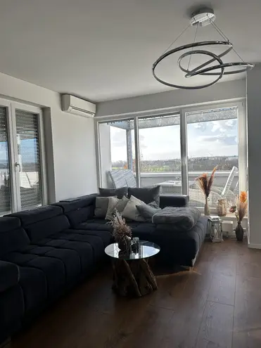 2 Zimmer Wohnung mit 74 m² in Karlsruhe – Bild 1