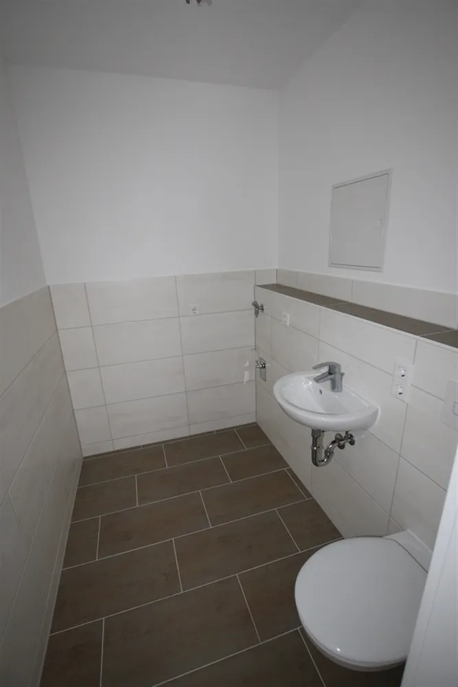 4 Zimmer Wohnung mit 103 m² in Gera – Bild 3