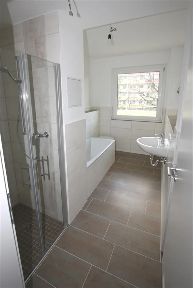 4 Zimmer Wohnung mit 103 m² in Gera – Bild 5