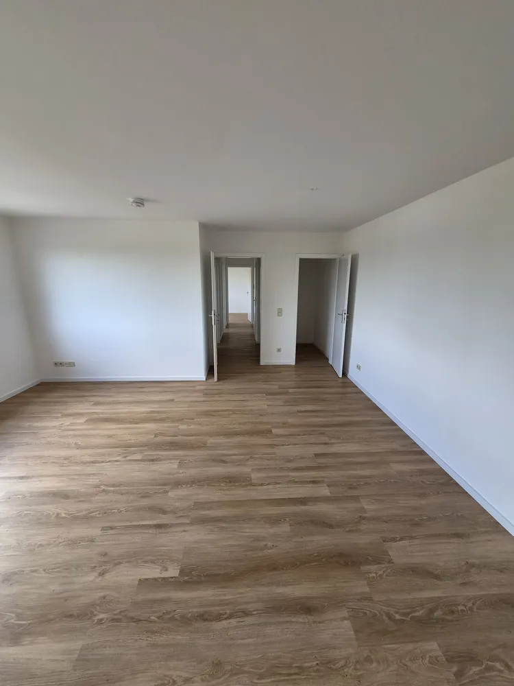 3 Zimmer Wohnung mit 68 m² in Dessau-Roßlau – Bild 1