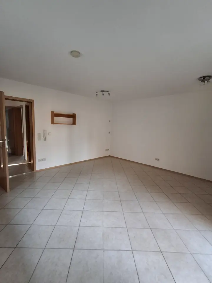 2 Zimmer Wohnung mit 50 m² in Erding – Bild 2