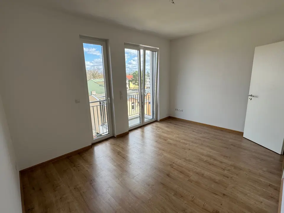 3 Zimmer Wohnung mit 95 m² in Oranienburg – Bild 2