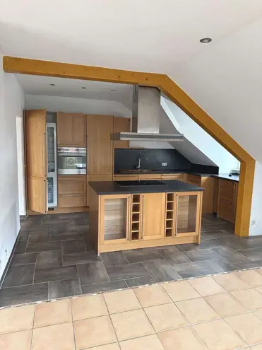 4 Zimmer Wohnung mit 97 m² in Wiesbaden – Bild 6