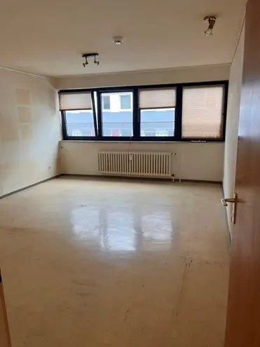 1 Zimmer Wohnung mit 34 m² in Krefeld – Bild 2