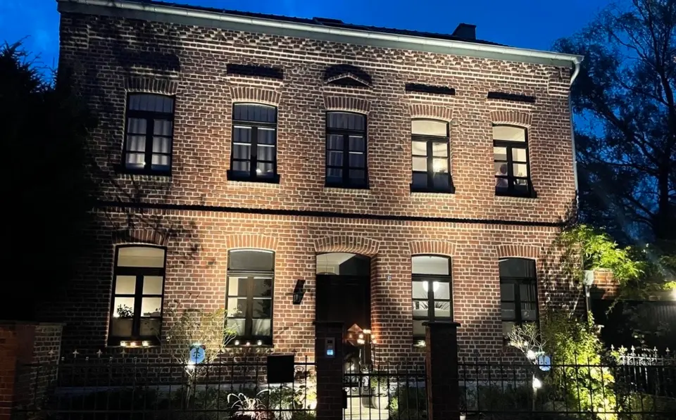 7 Zimmer Haus mit 300 m² in Mönchengladbach – Bild 4