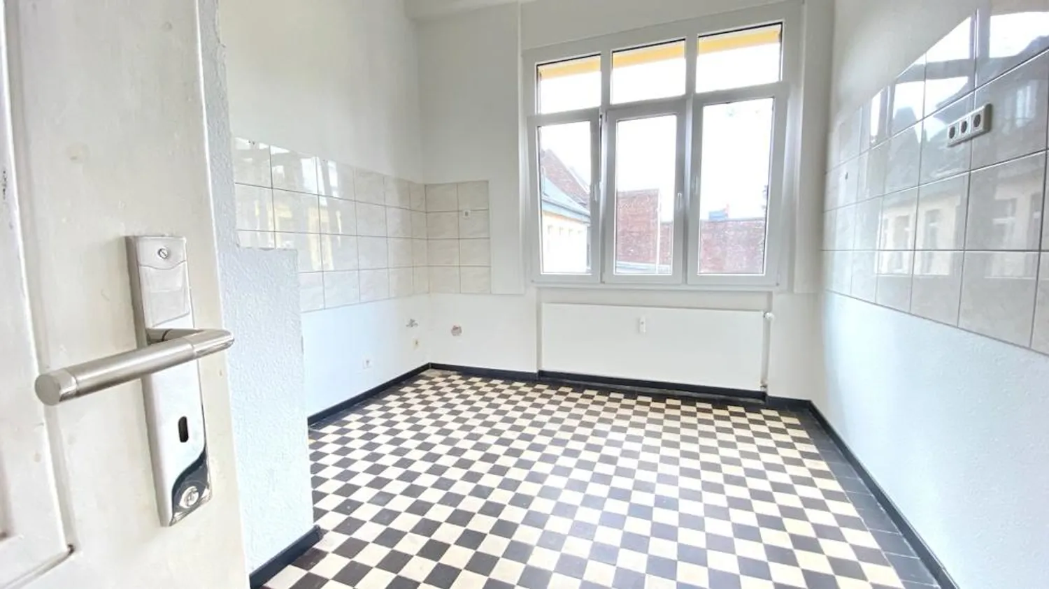 2 Zimmer Wohnung mit 77 m² in Krefeld – Bild 4