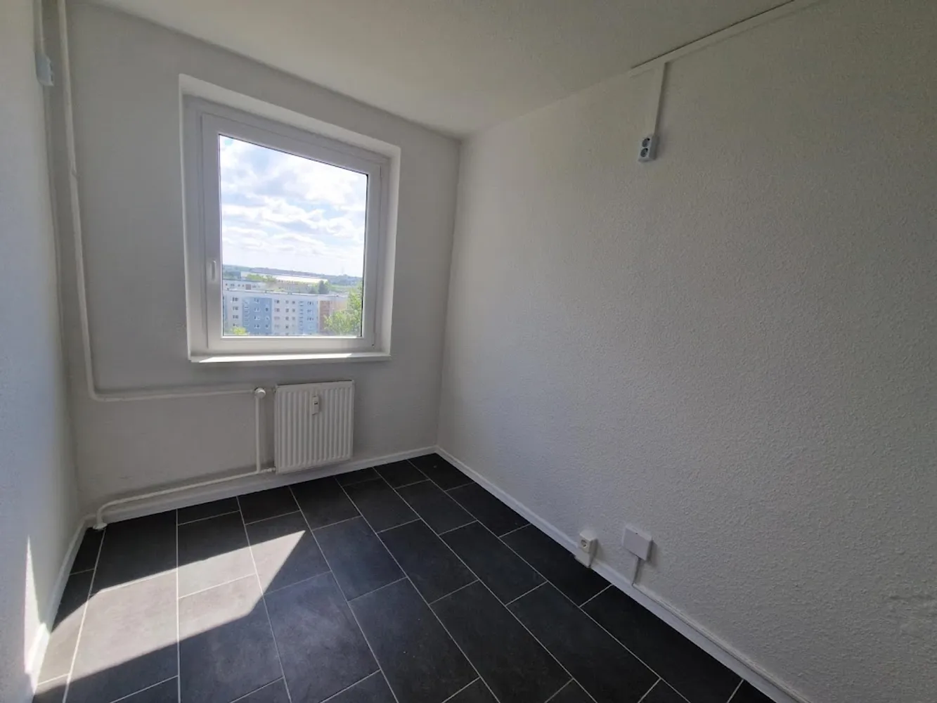 5 Zimmer Wohnung mit 100 m² in Rostock – Bild 2
