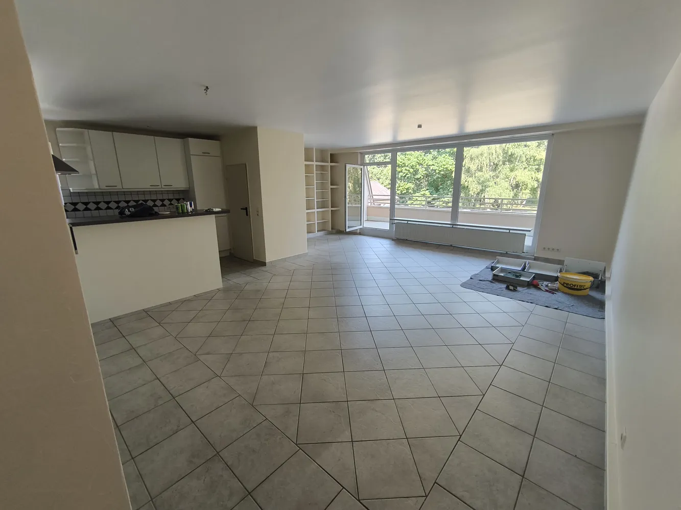 5 Zimmer Wohnung mit 90 m² in Homburg – Bild 1