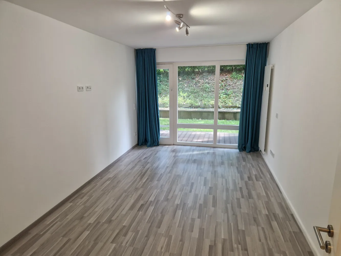 4 Zimmer Wohnung mit 113 m² in Wiesbaden – Bild 4