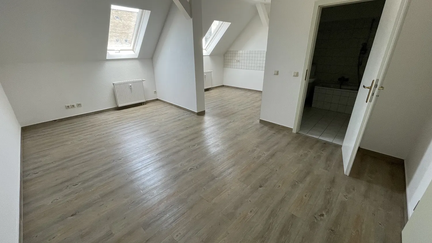 2 Zimmer Wohnung mit 42 m² in Chemnitz – Bild 1
