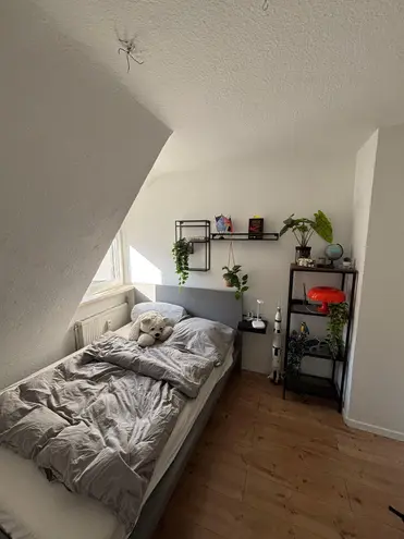 WG-Zimmer mit 12 m² in Stuttgart – Bild 1
