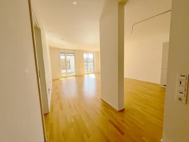 2 Zimmer Wohnung mit 100 m² in Stuttgart – Bild 4