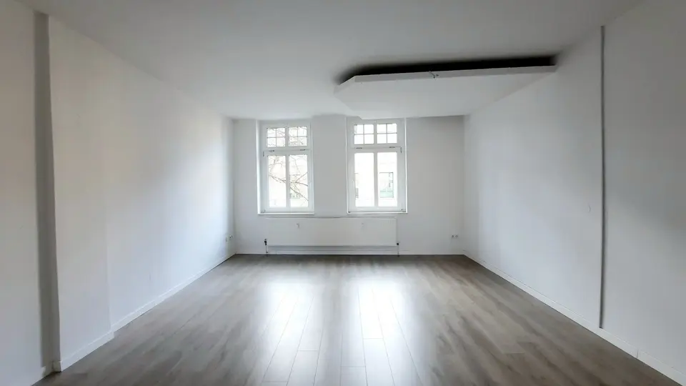 5 Zimmer Wohnung mit 156 m² in Aschersleben – Bild 2