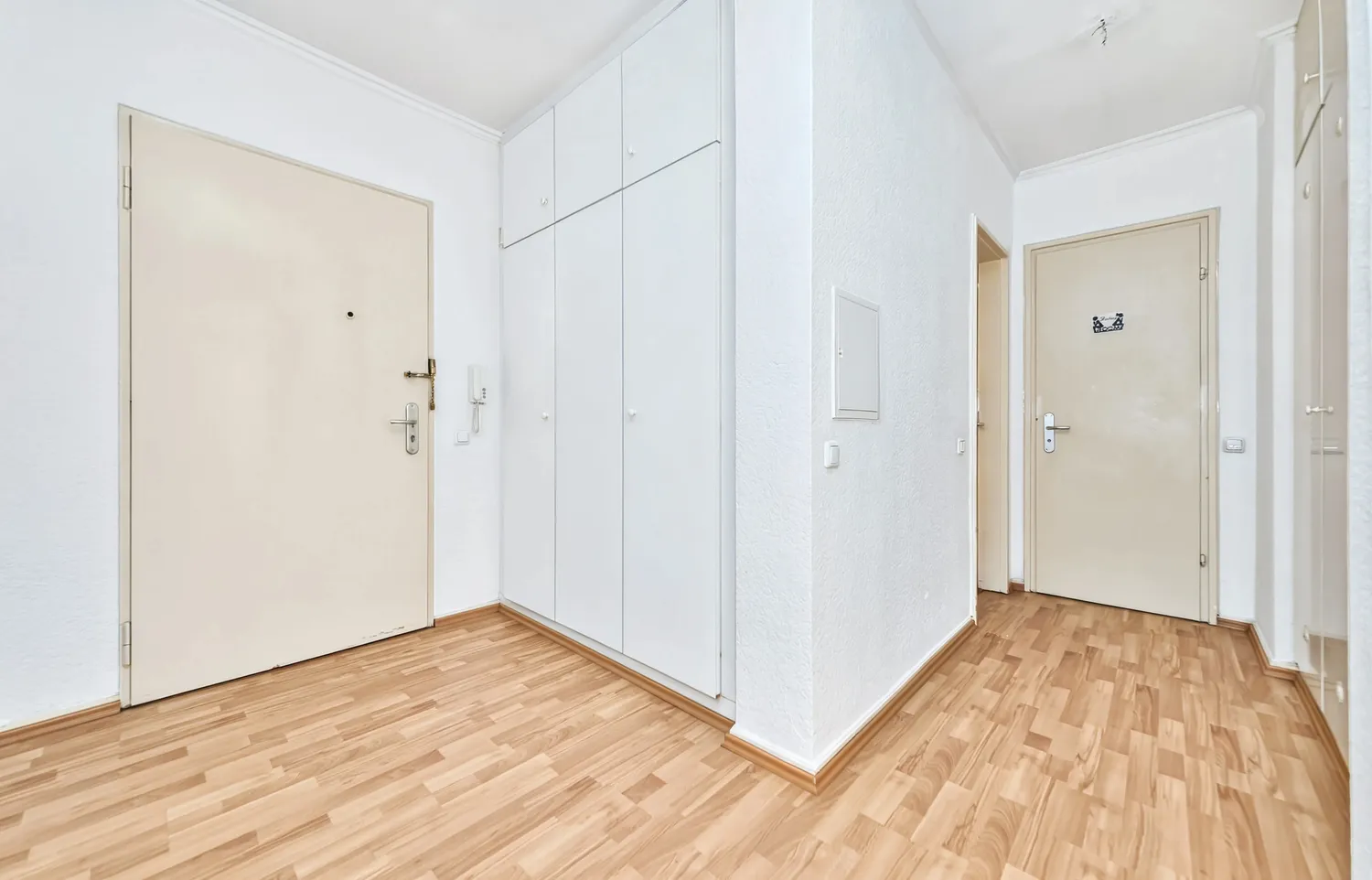 3 Zimmer Wohnung mit 85 m² in Wiesbaden – Bild 5