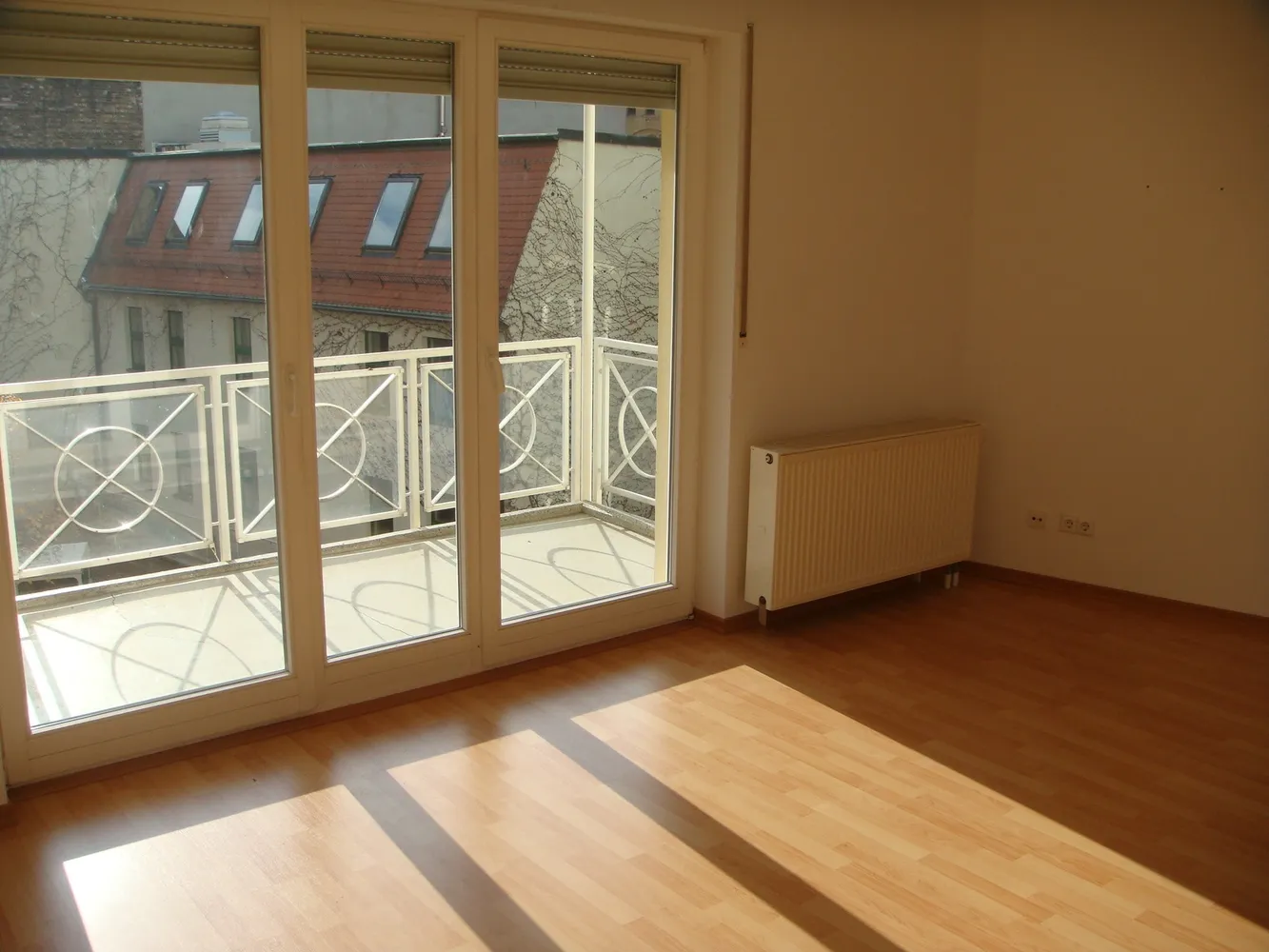 2 Zimmer Wohnung mit 77 m² in Halle (Saale) – Bild 1