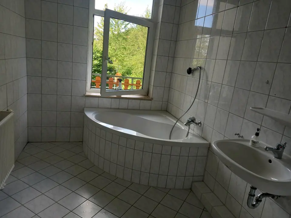 2 Zimmer Wohnung mit 60 m² in Plauen – Bild 5