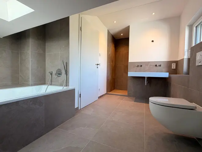 8 Zimmer Haus mit 220 m² in München – Bild 10