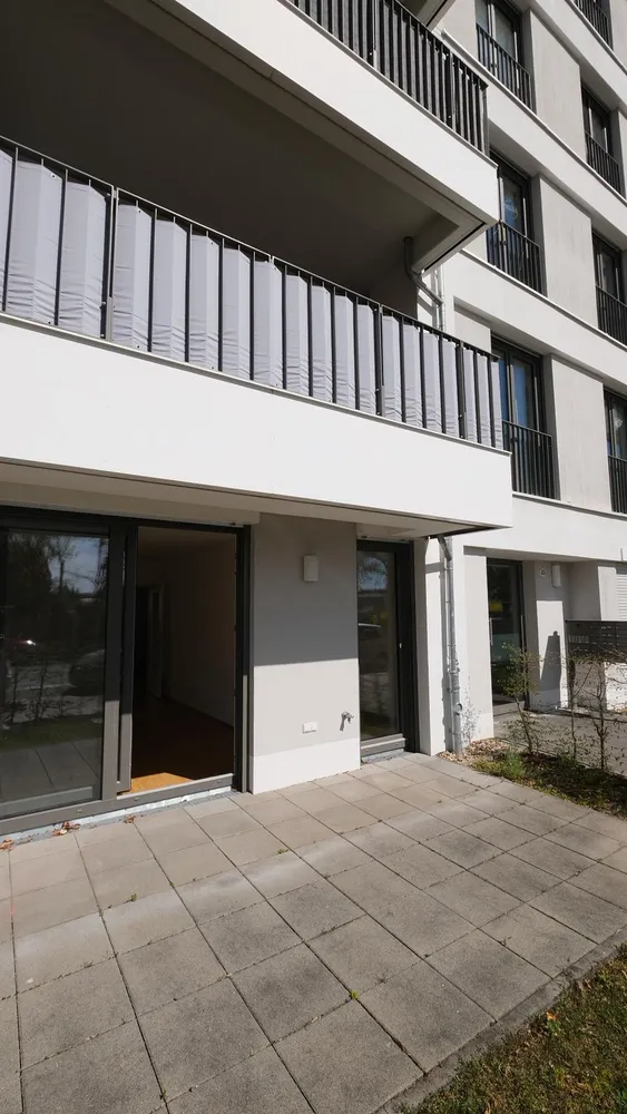 2 Zimmer Wohnung mit 67 m² in Dresden – Bild 1