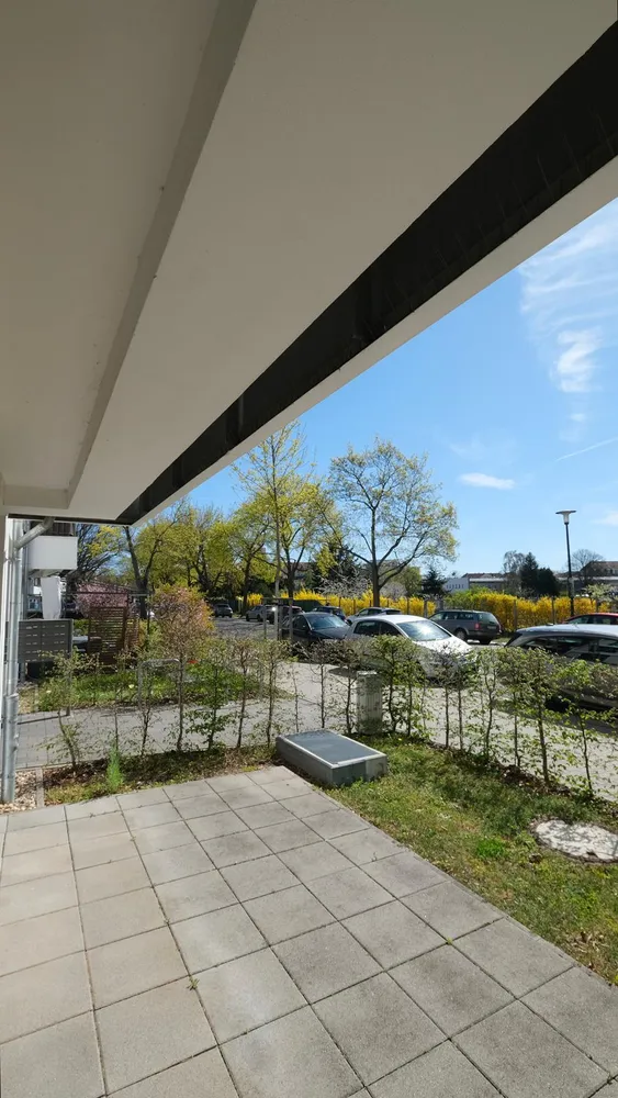 2 Zimmer Wohnung mit 67 m² in Dresden – Bild 2