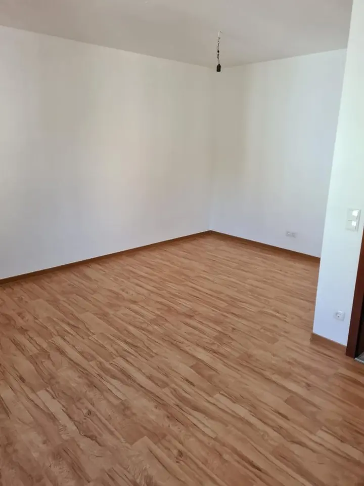 2 Zimmer Wohnung mit 44 m² in Plauen – Bild 3