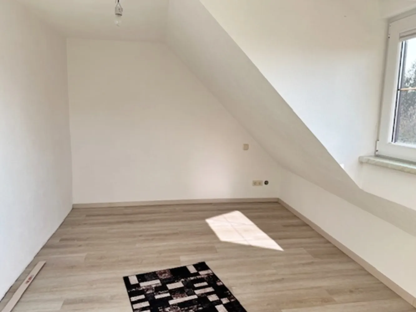 2 Zimmer Wohnung mit 42 m² in Merseburg – Bild 8