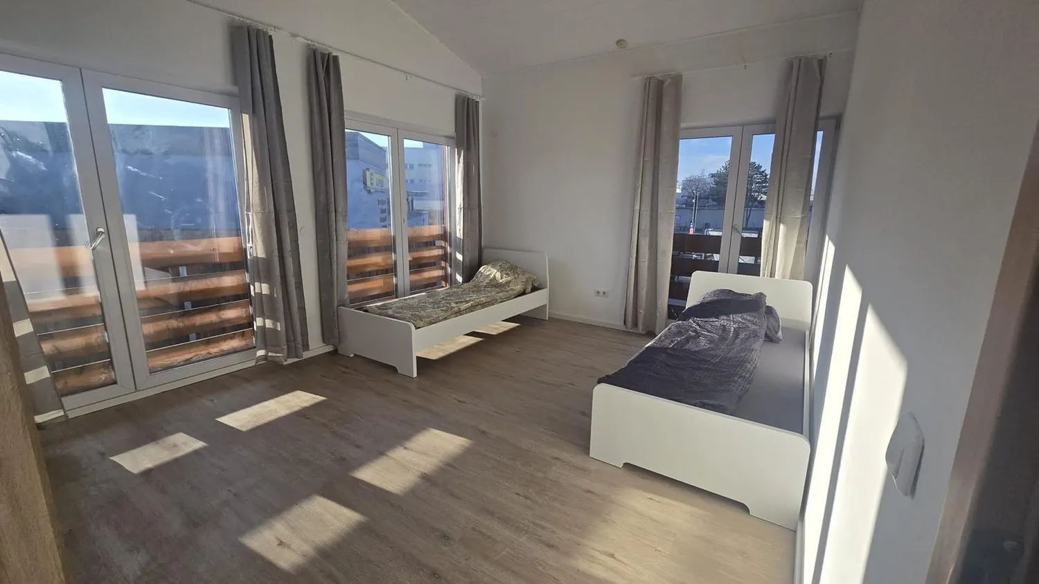 10 Zimmer Haus mit 250 m² in Ingolstadt – Bild 1