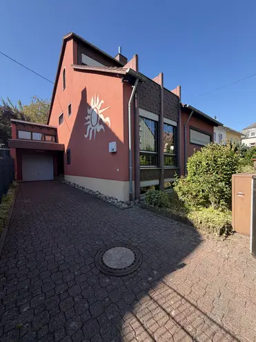 7 Zimmer Haus mit 206 m² in Frankfurt am Main – Bild 3
