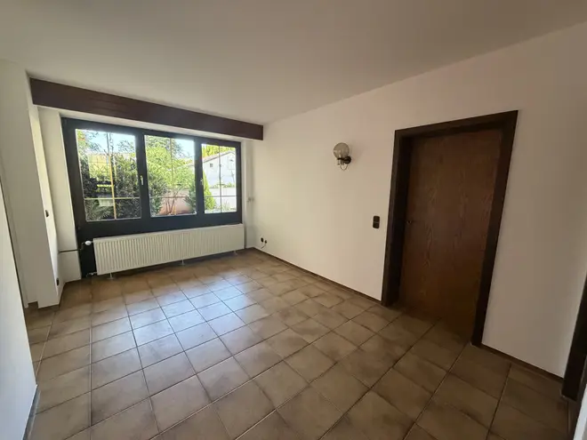 7 Zimmer Haus mit 206 m² in Frankfurt am Main – Bild 5