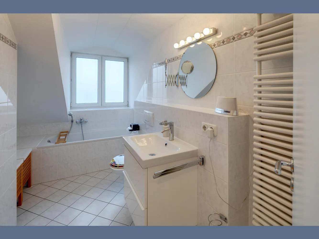 3 Zimmer Wohnung mit 102 m² in München – Bild 9