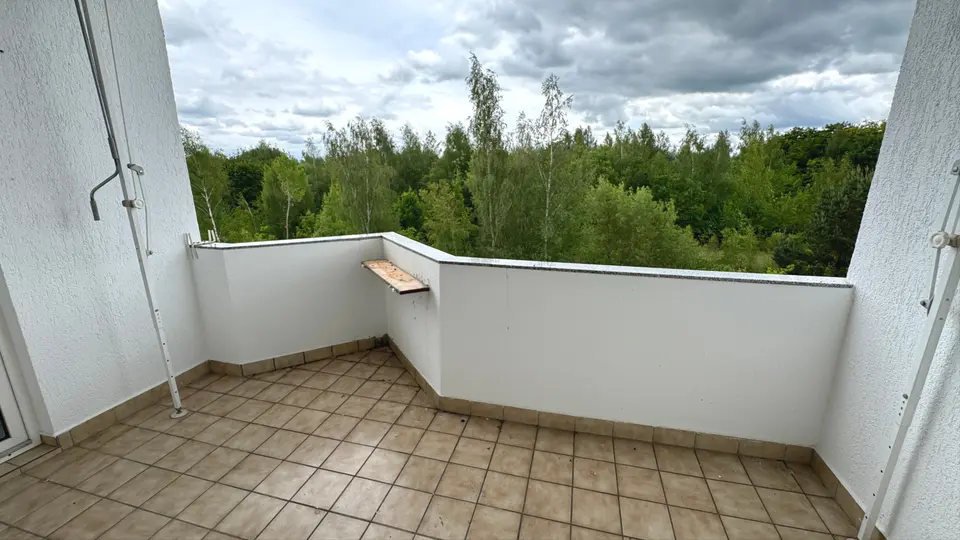 2 Zimmer Wohnung mit 68 m² in Gera – Bild 4