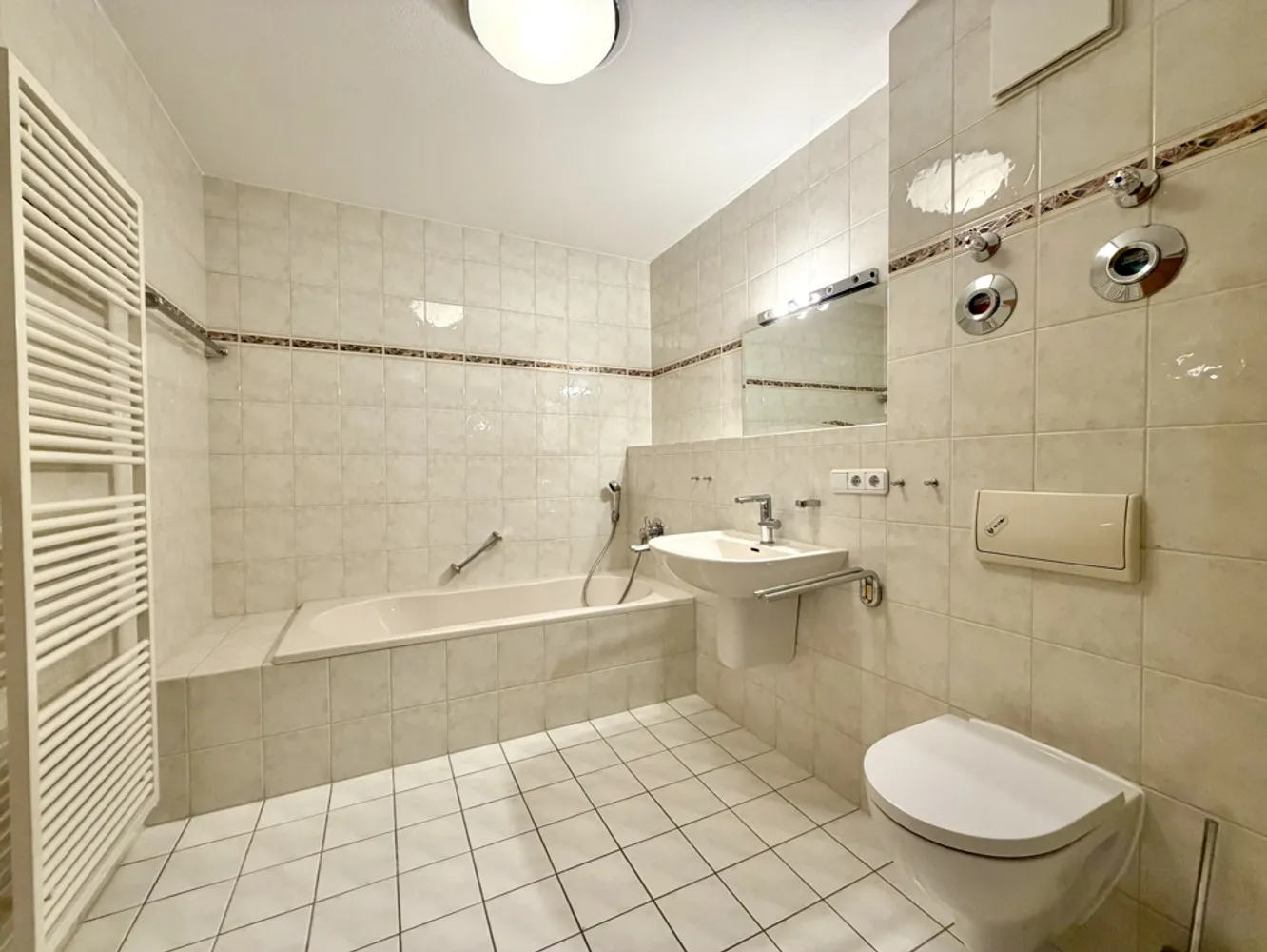 4 Zimmer Wohnung mit 127 m² in Bayreuth – Bild 12