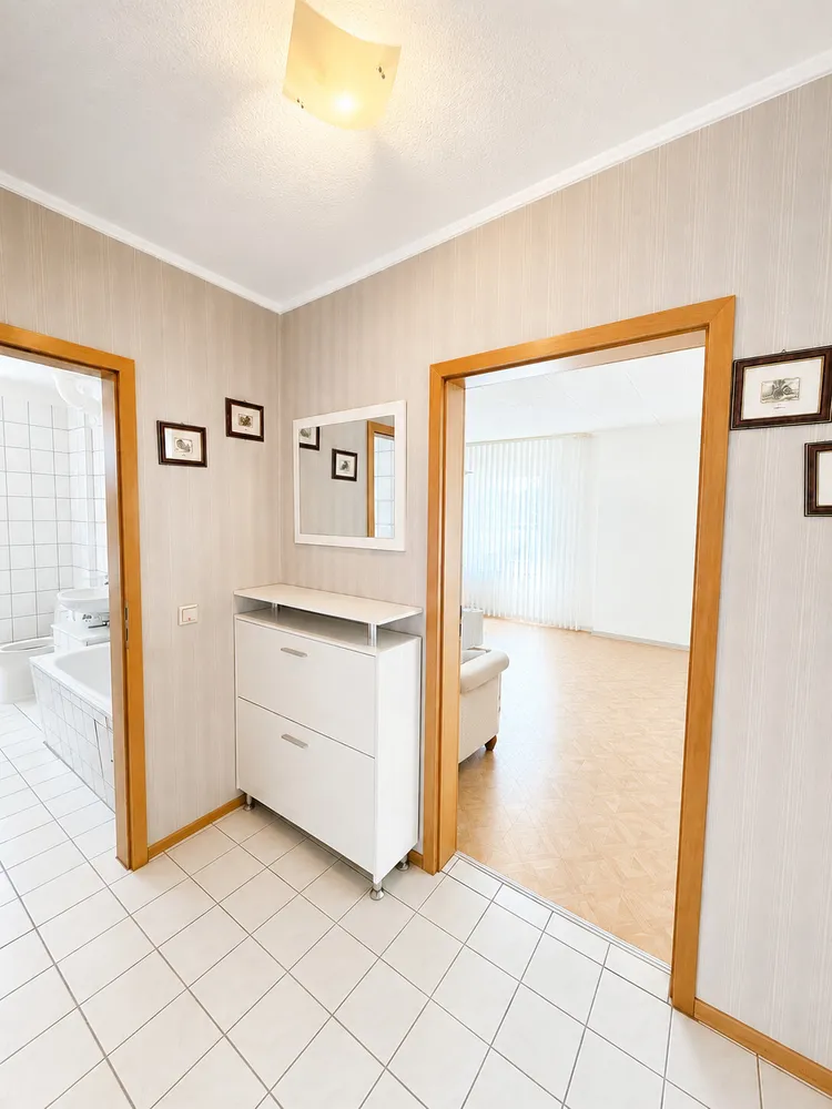 2 Zimmer Wohnung mit 60 m² in Remscheid – Bild 4