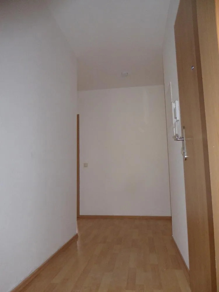 3 Zimmer Wohnung mit 107 m² in Plauen – Bild 2