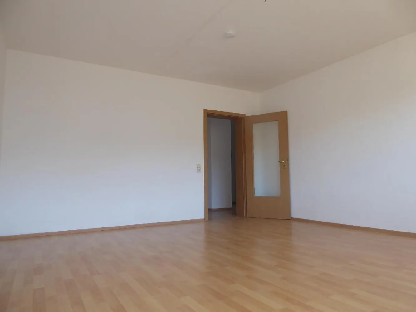 3 Zimmer Wohnung mit 107 m² in Plauen – Bild 12