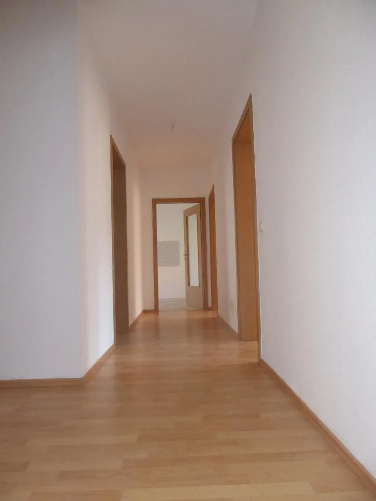 3 Zimmer Wohnung mit 107 m² in Plauen – Bild 3