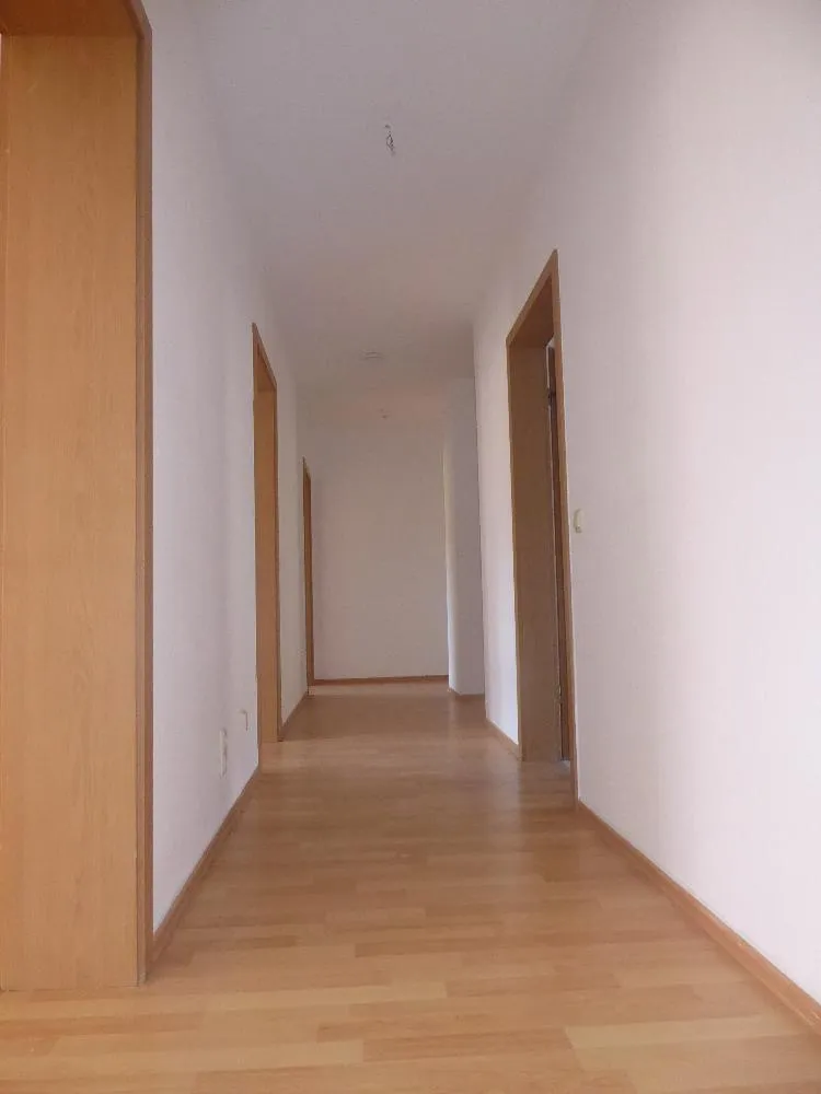 3 Zimmer Wohnung mit 107 m² in Plauen – Bild 4