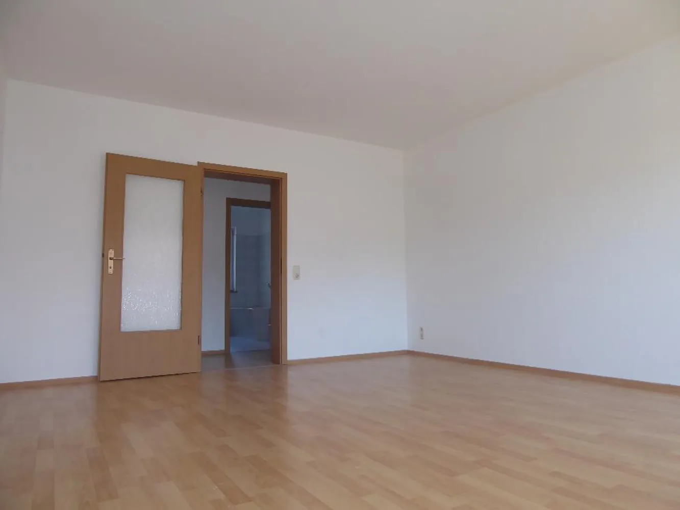 3 Zimmer Wohnung mit 107 m² in Plauen – Bild 6