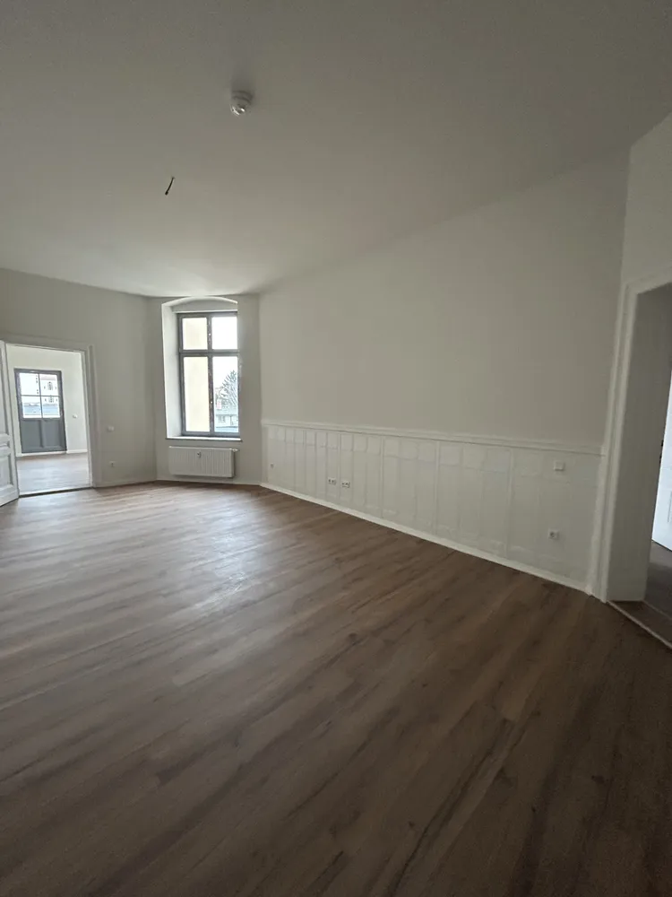 4 Zimmer Wohnung mit 136 m² in Görlitz – Bild 1