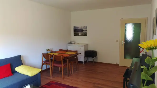 3 Zimmer Wohnung mit 70 m² in Karlsruhe – Bild 2