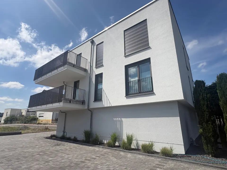 4 Zimmer Wohnung mit 118 m² in Koblenz – Bild 1